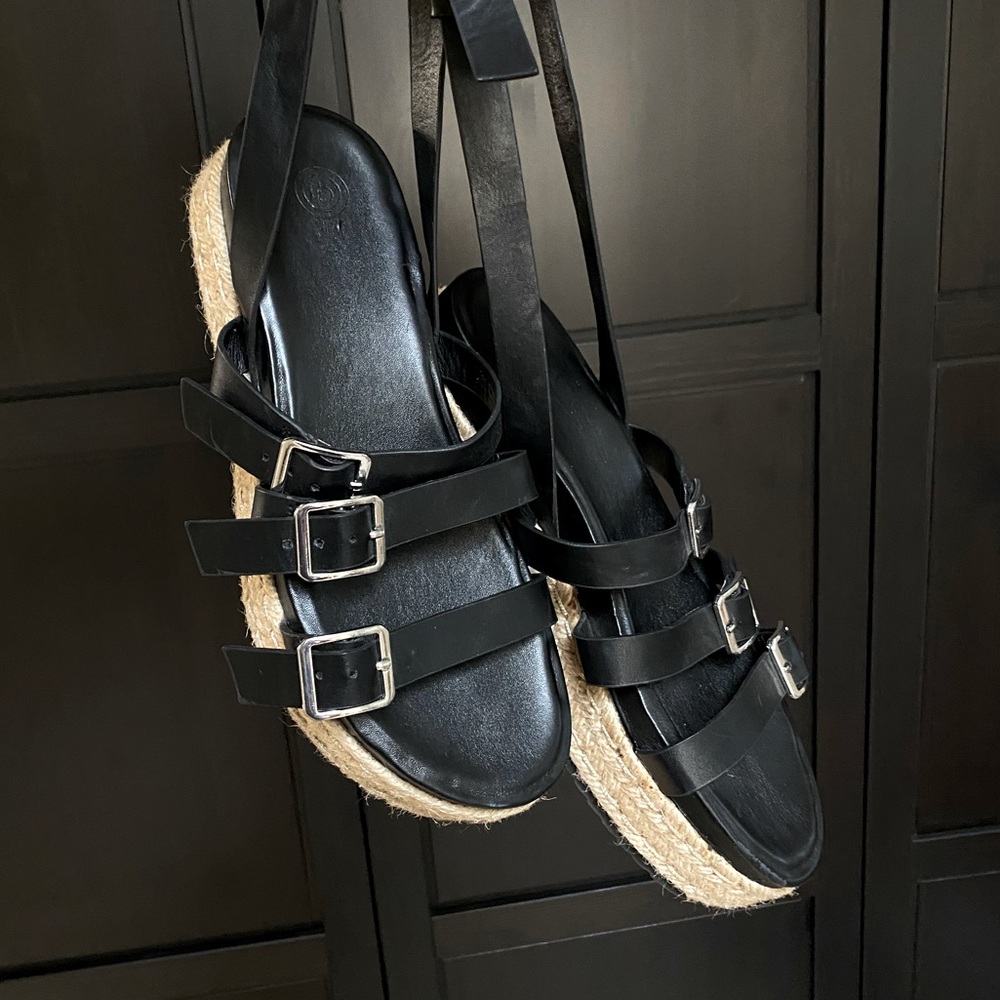 Urban Outfitters Platform Sandals